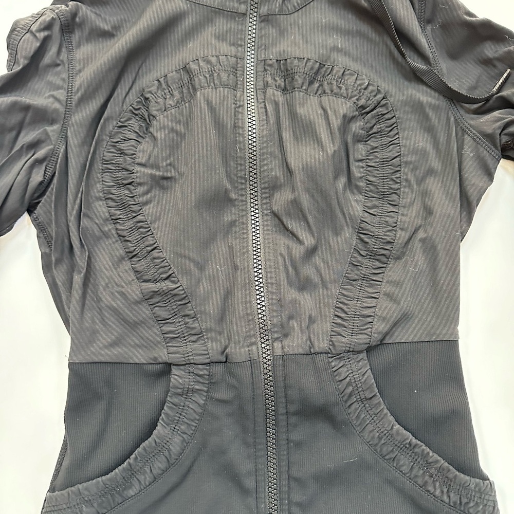 Lululemon Womens Reversible Dance Studio Jacket Size 4 - Picture 2 of 9